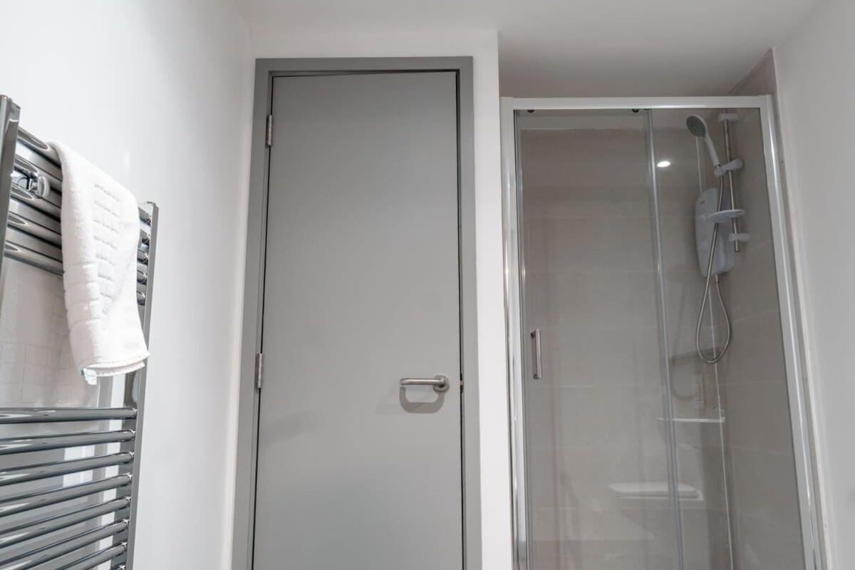 Modern 1 Bed Apartment In Liverpool Centre 外观 照片